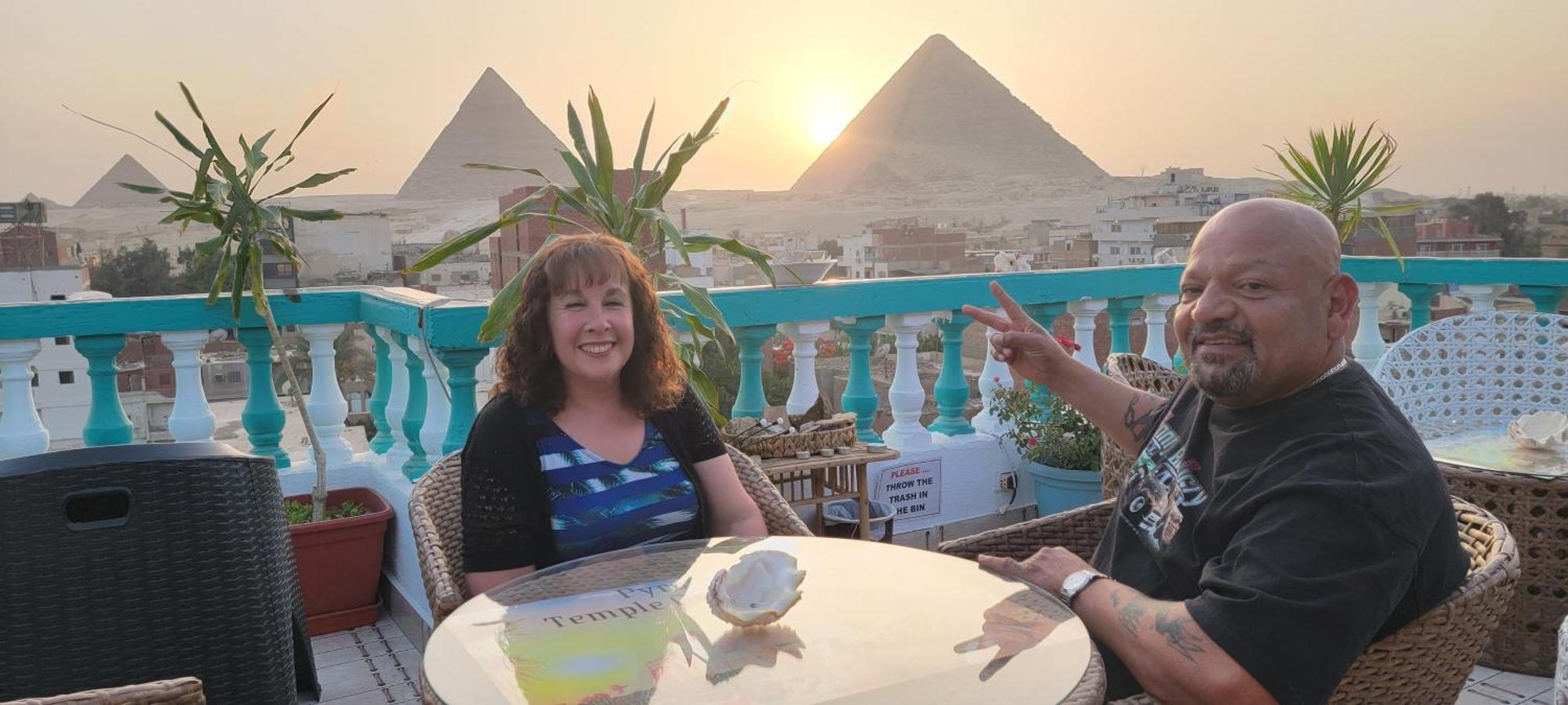 Pyramids Temple Guest House Kafrat al Jabal Exterior foto