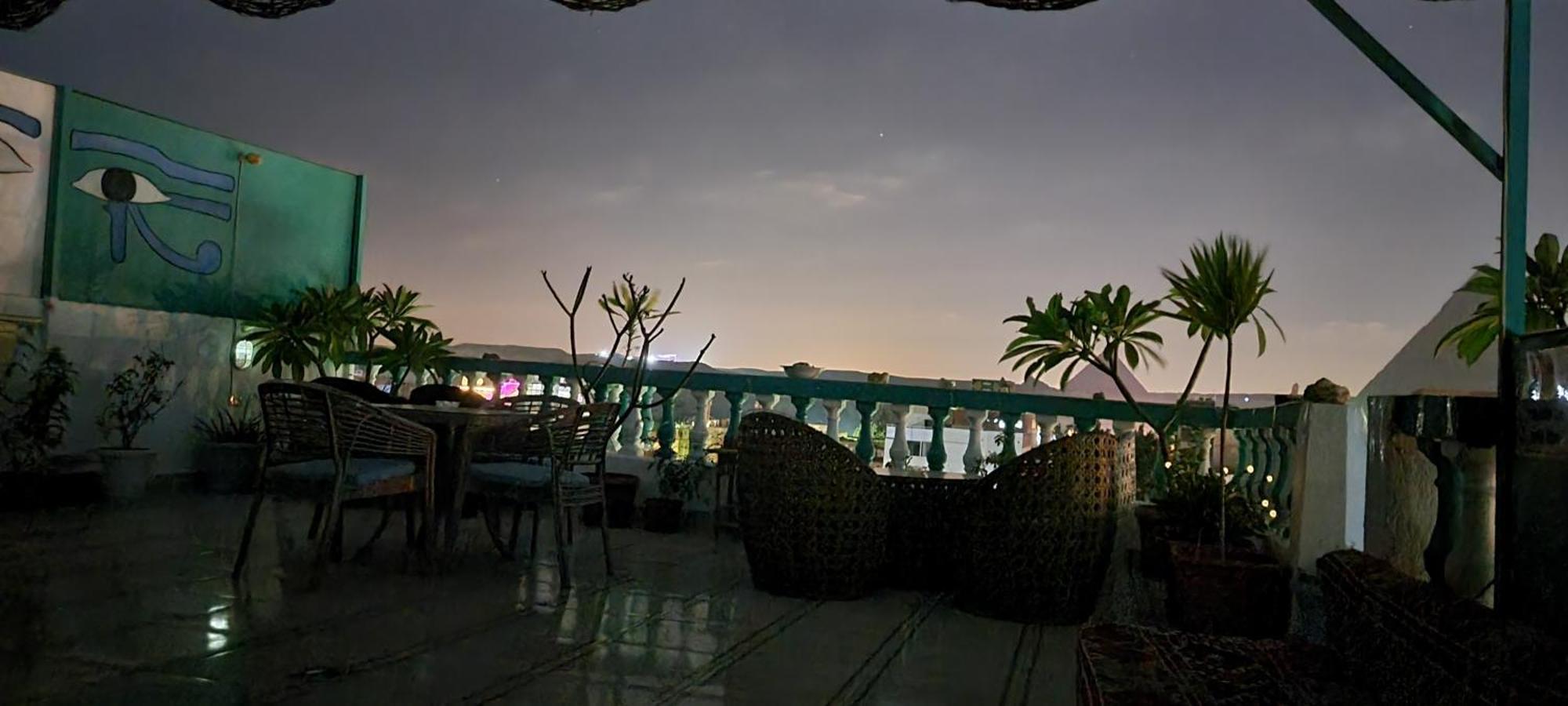 Pyramids Temple Guest House Kafrat al Jabal Exterior foto