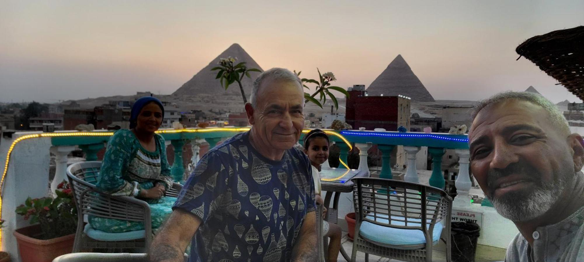 Pyramids Temple Guest House Kafrat al Jabal Exterior foto